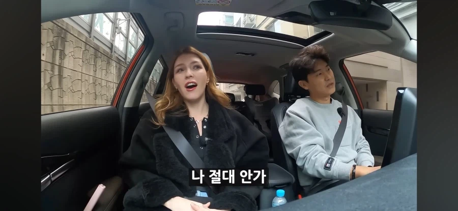 춥다고 엄마 보러 안가겠다는 딸.jpg