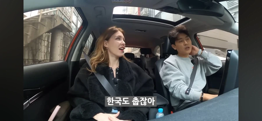 춥다고 엄마 보러 안가겠다는 딸.jpg