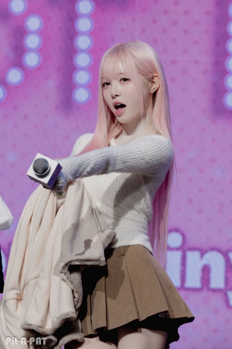 트리플에스 김채원