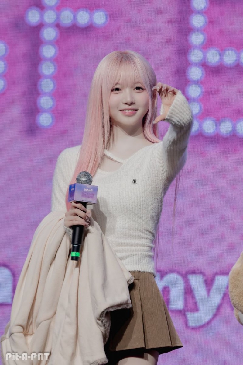 트리플에스 김채원