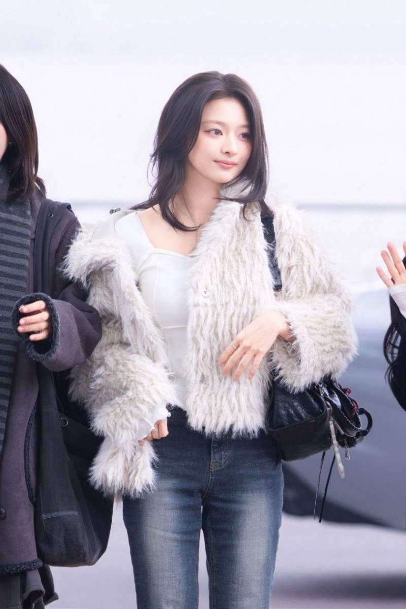 프로미스나인 이나경