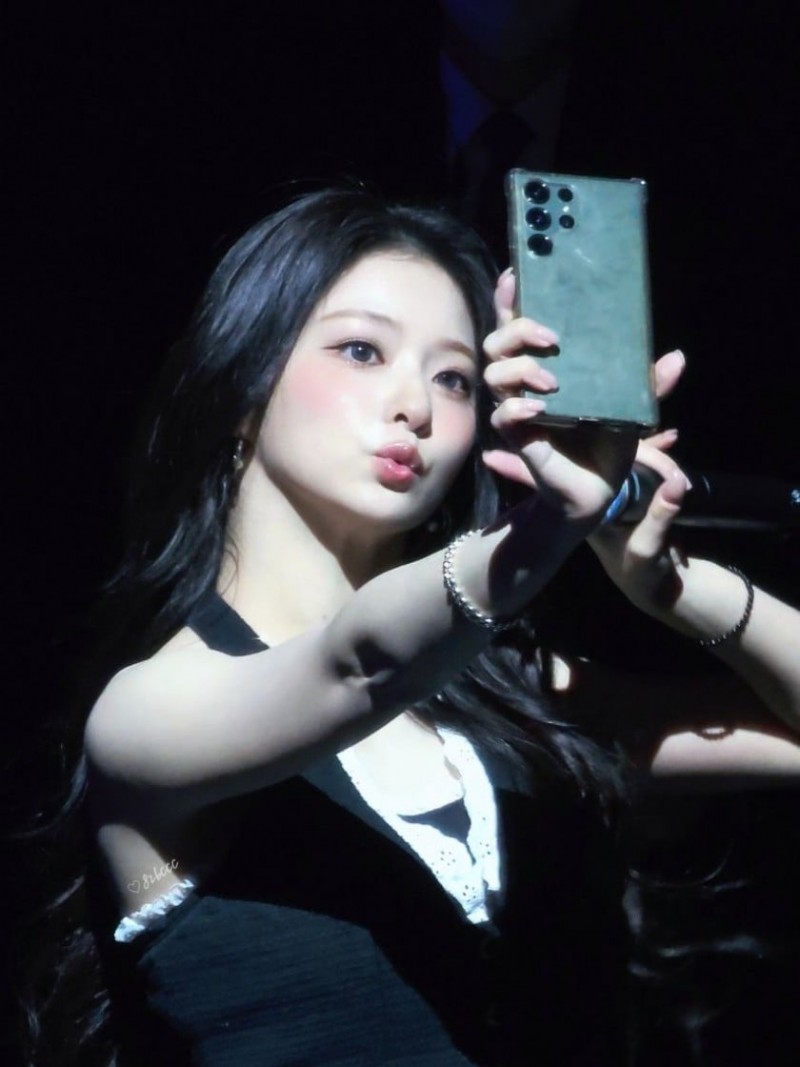 프로미스나인 이나경