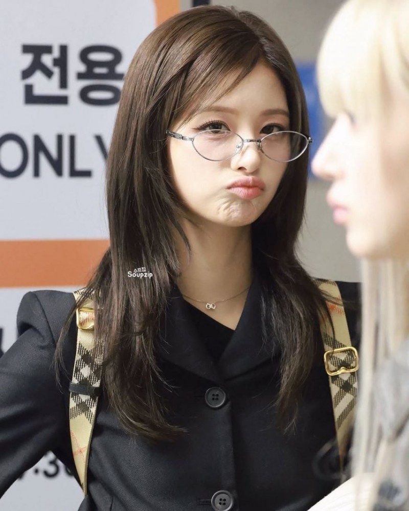 NMIXX (엔믹스) 설윤