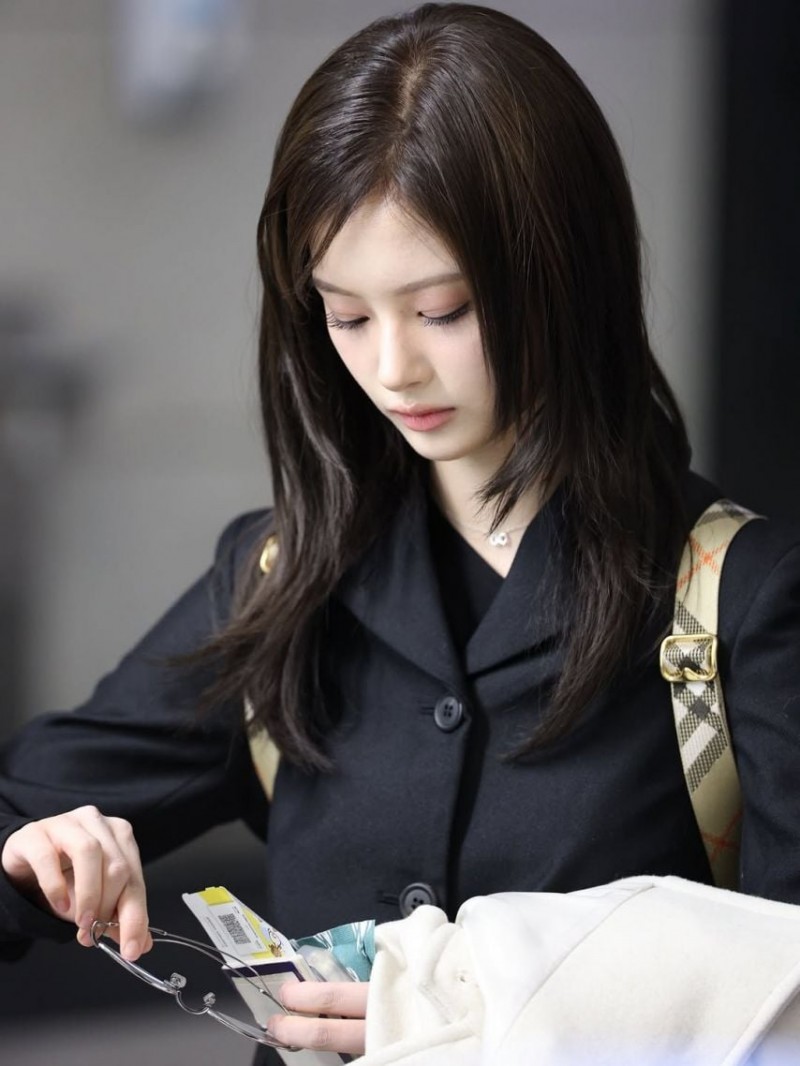 NMIXX (엔믹스) 설윤