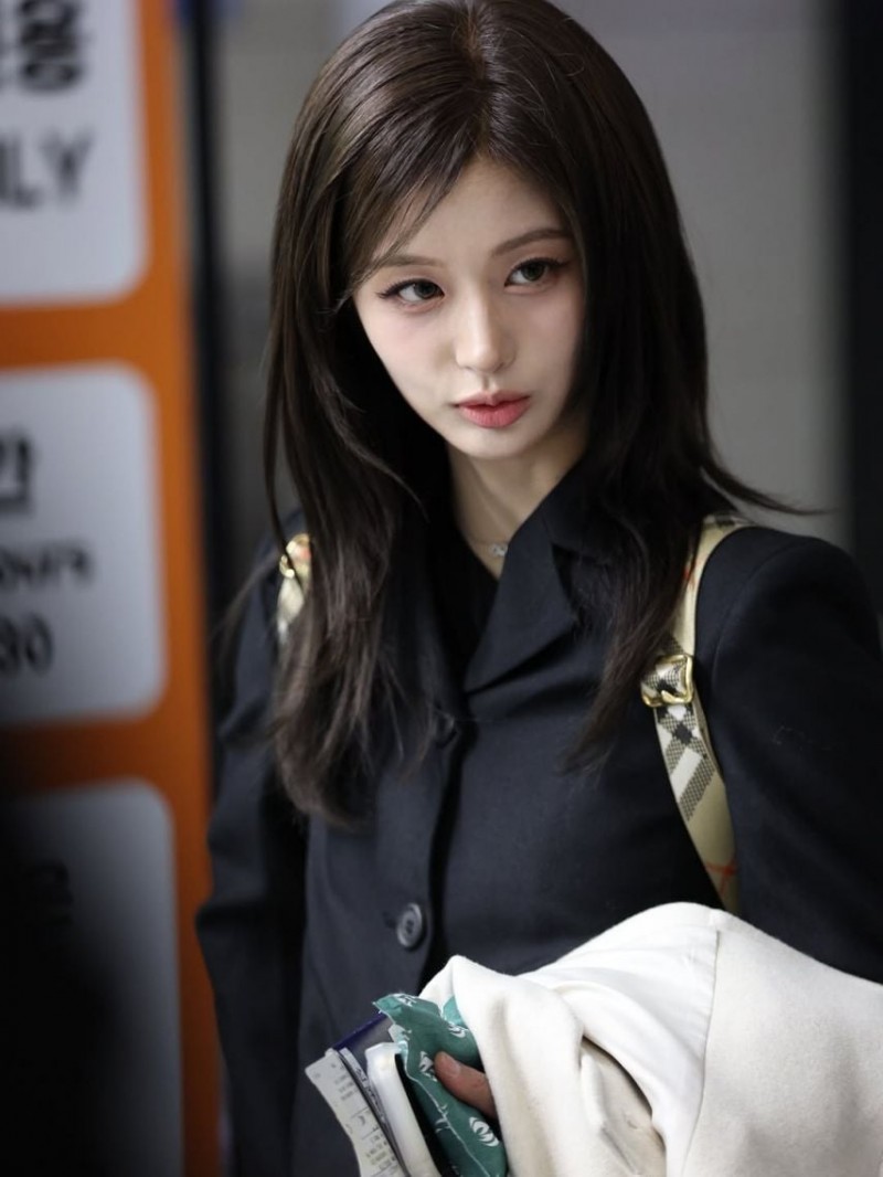 NMIXX (엔믹스) 설윤