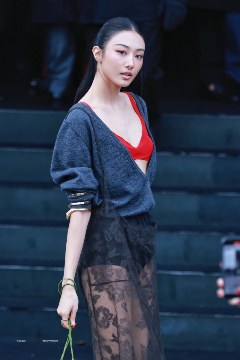 미야오 가원 GAWON AT PRADA FW2026