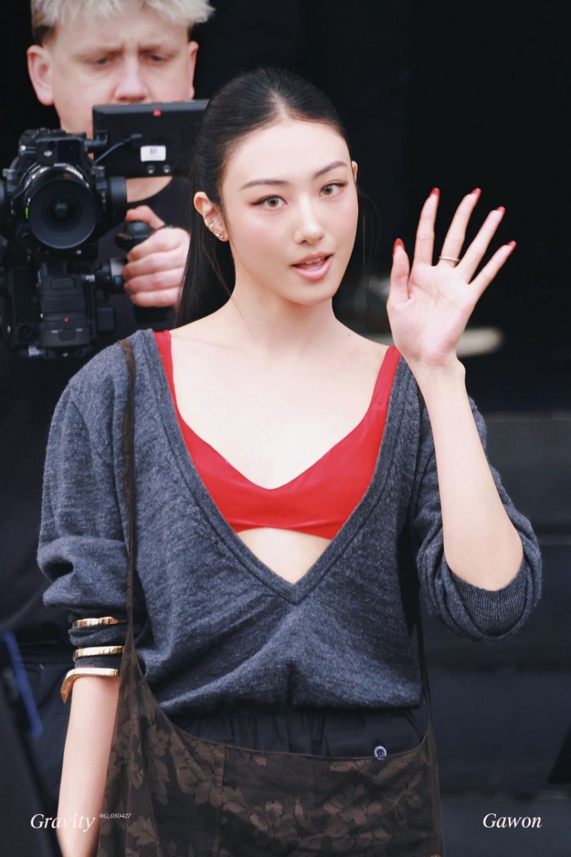 미야오 가원 GAWON AT PRADA FW2026