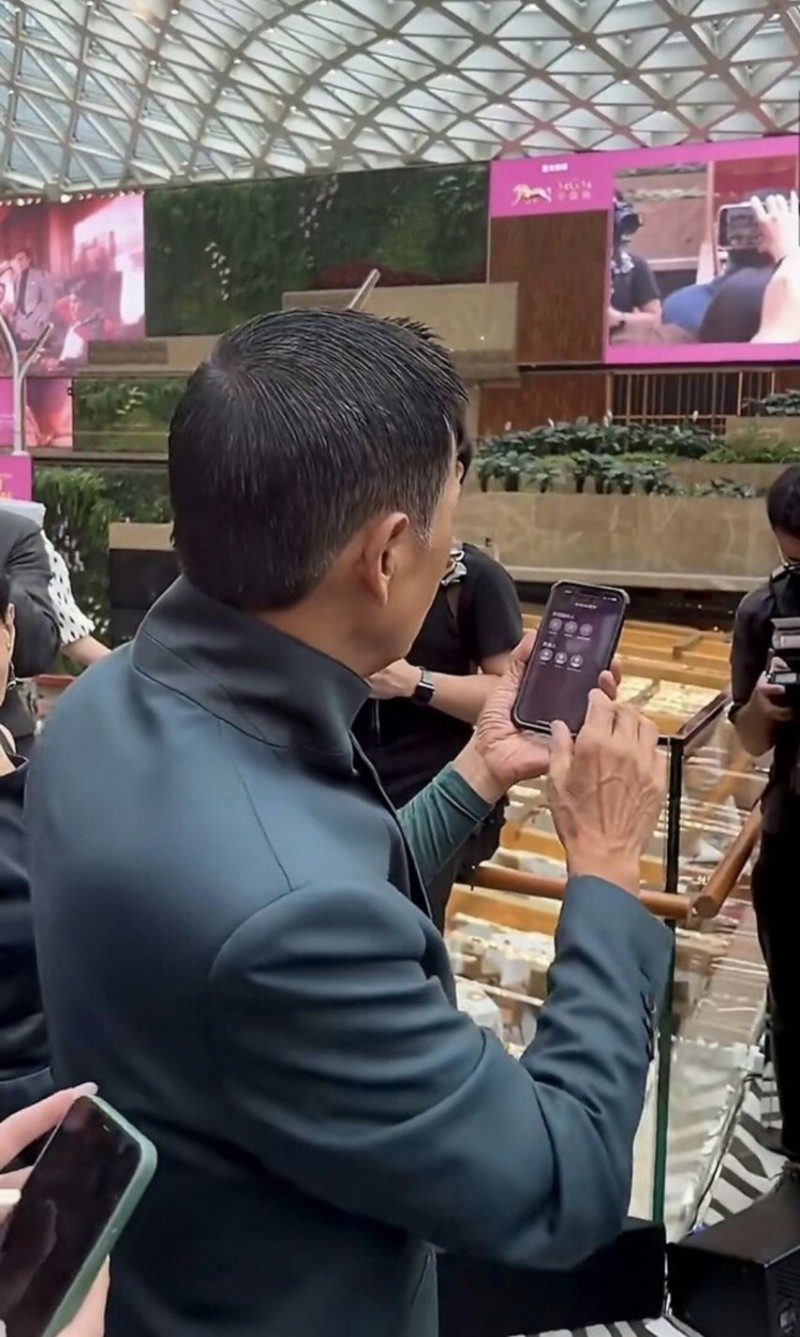 70세 주윤발 근황