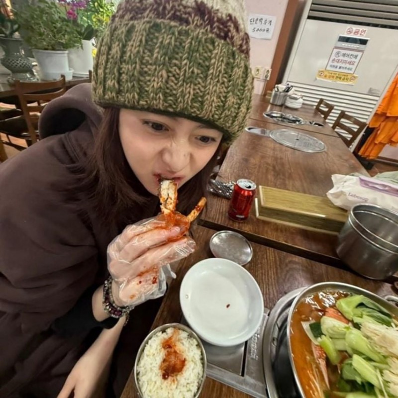 르세라핌 허윤진