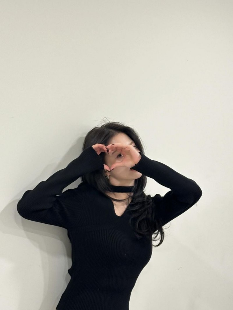 프로미스나인 이나경