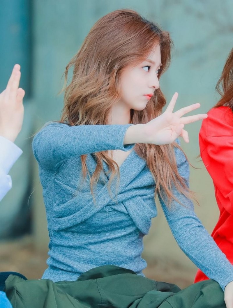 프로미스나인 (fromis_9) 이나경