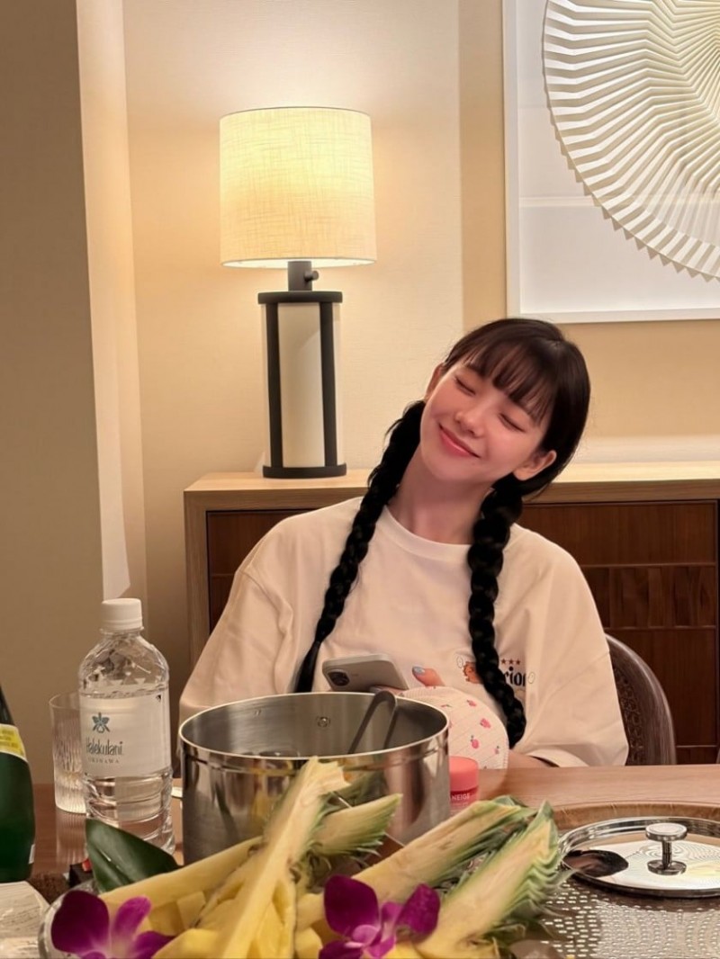 찐친과 놀러간 에스파 카리나 (feat. 류진, 한수아)