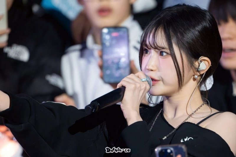 프로미스나인 송하영