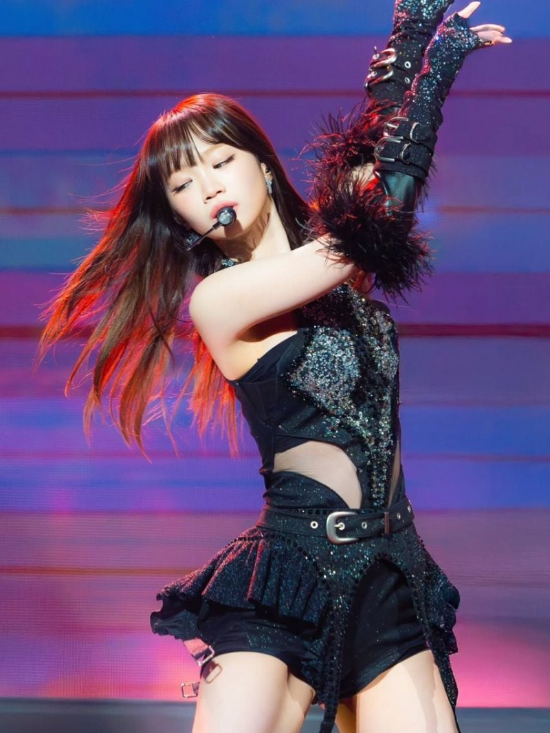 LE SSERAFIM (르세라핌) 김채원