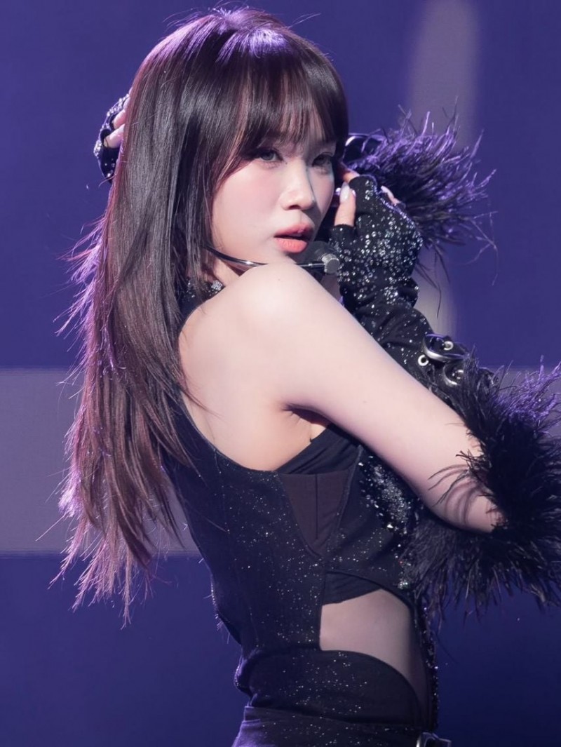 LE SSERAFIM (르세라핌) 김채원