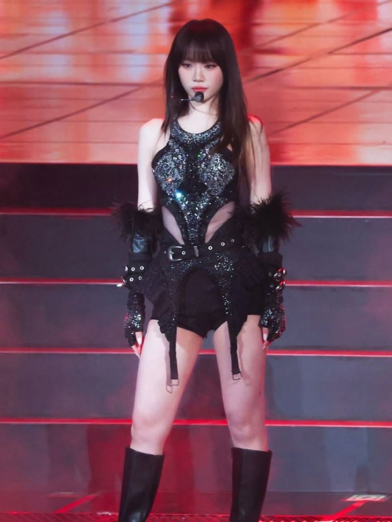 LE SSERAFIM (르세라핌) 김채원