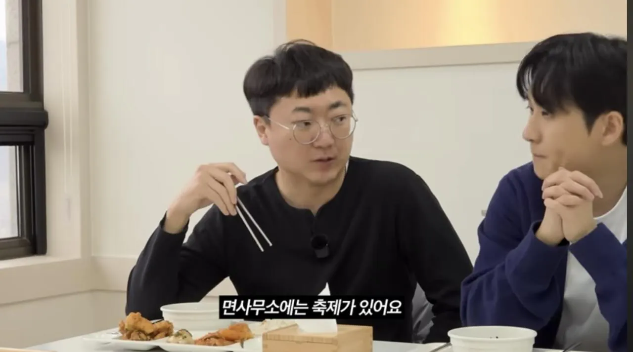 충주맨이 신입 시절 현타 왔던 순간.jpg