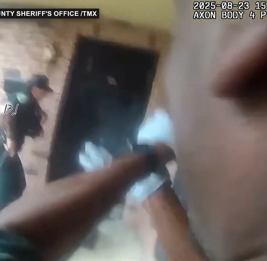 미국 경찰 우발 총기 사고