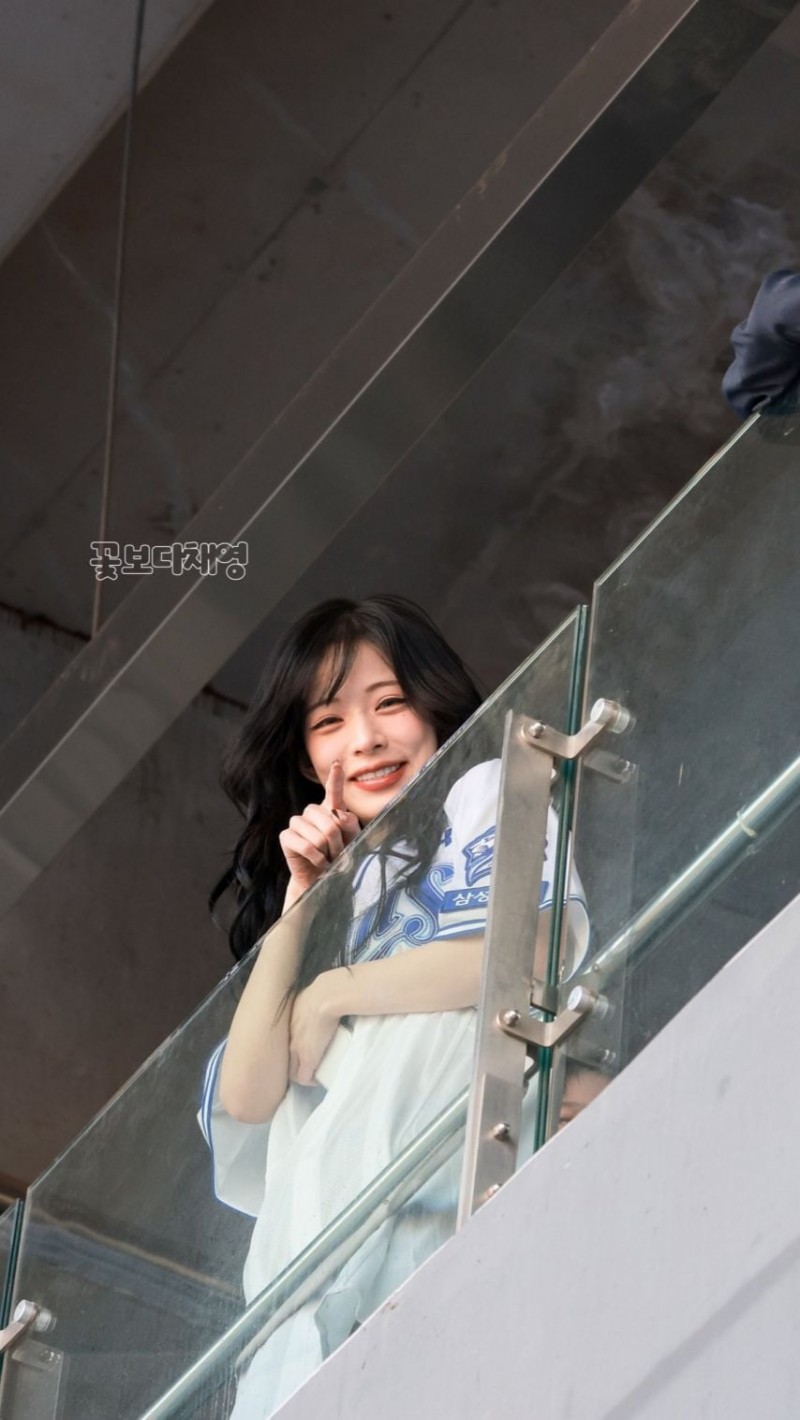 프로미스나인 이채영