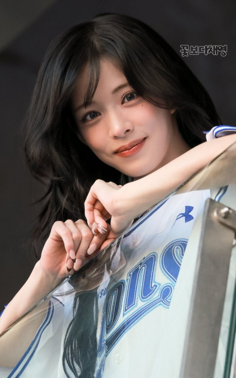 프로미스나인 이채영