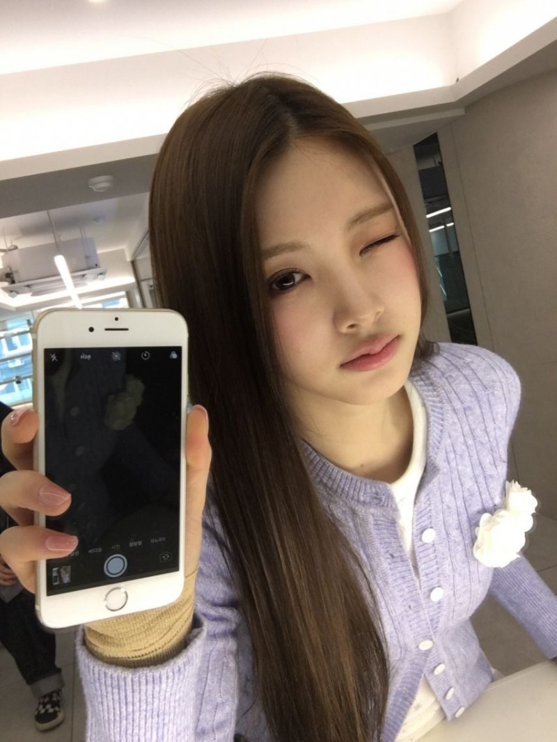 베이비돈크라이 이현