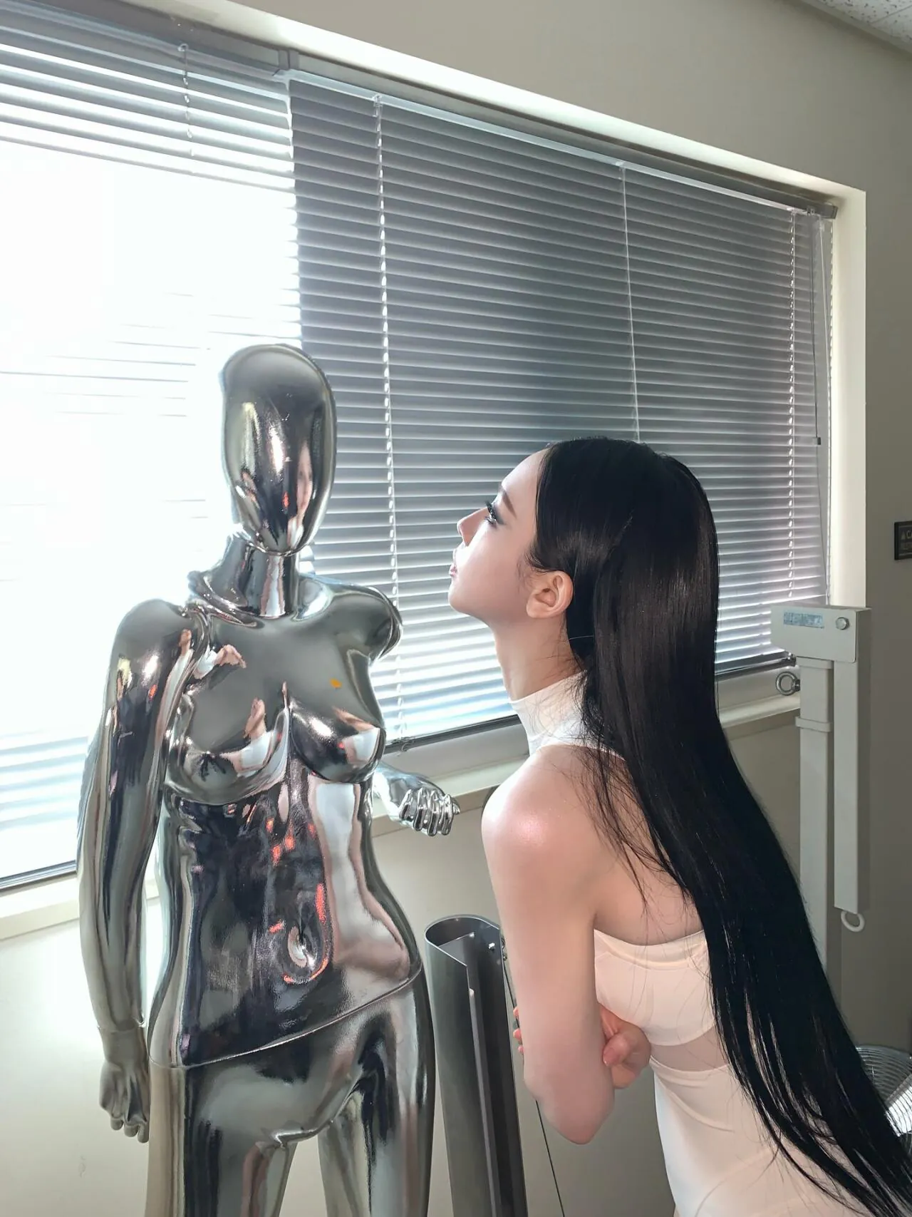 오늘자 카리나 바디수트