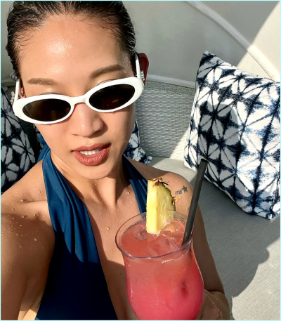 나다 얼굴보다는 비키니 몸매 일품