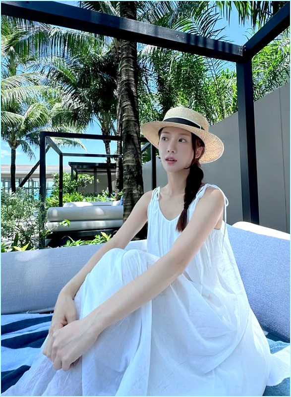 파이브돌스 다이아 출신  조승희 없는슴 옷으로 커버