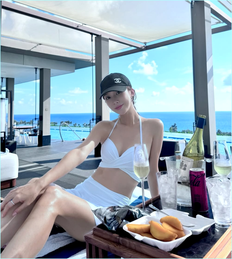 파이브돌스 다이아 출신  조승희 없는슴 옷으로 커버