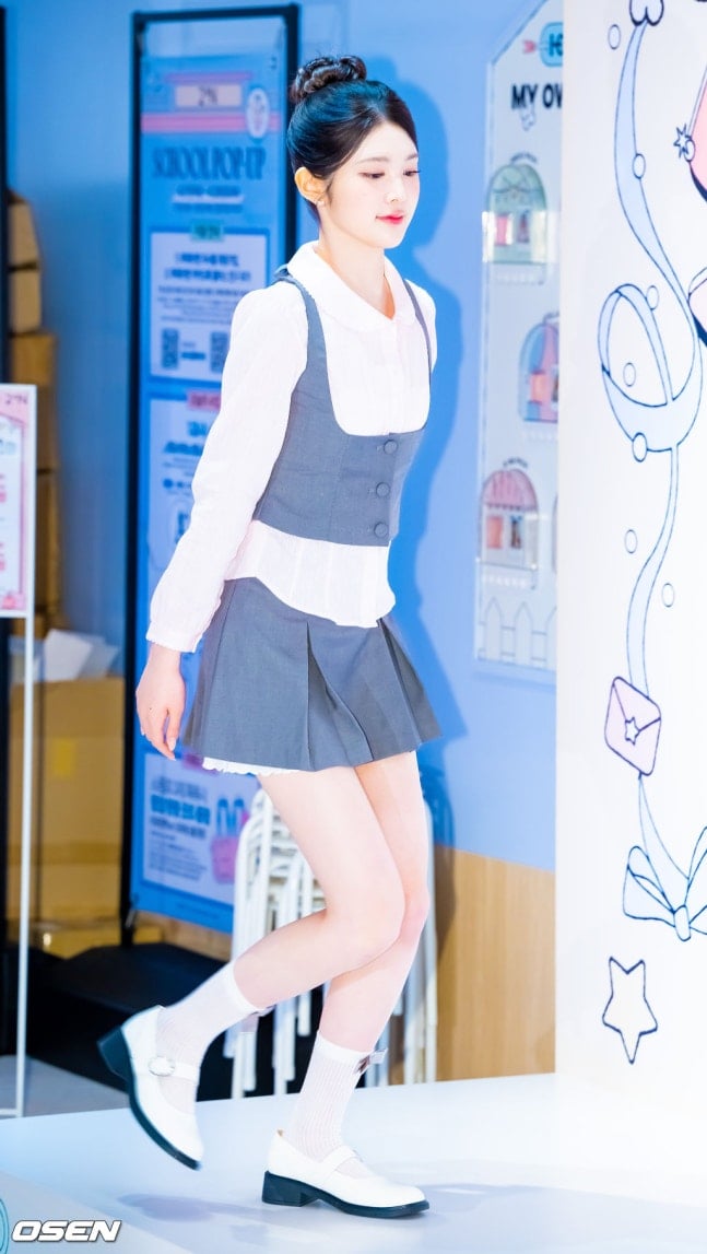 하츠투하츠 에이나