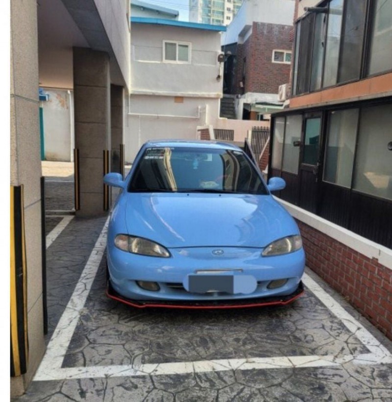 제 차요? 아반떼N입니다