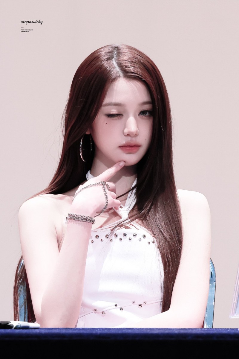 260307 장원영 팬 (26).jpg
