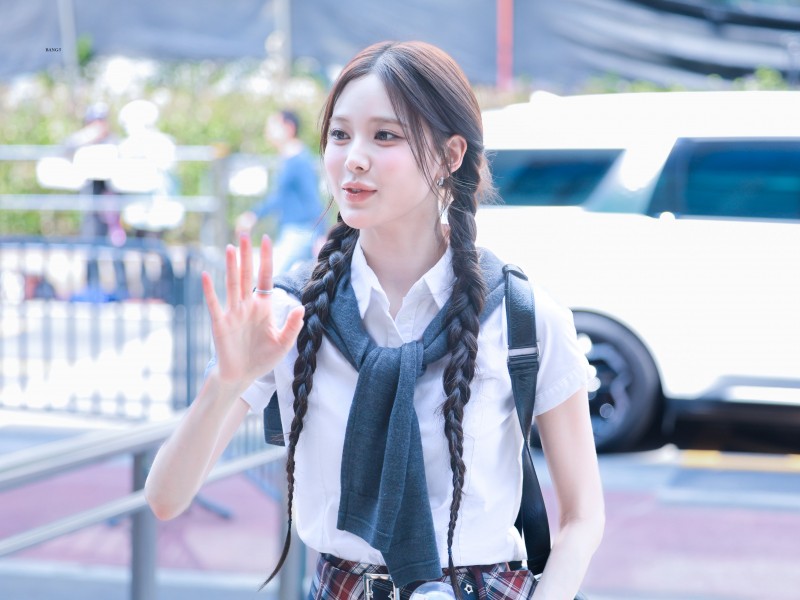 이즈나 방지민