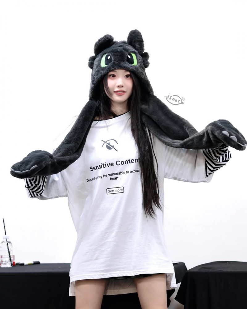 QWER 히나