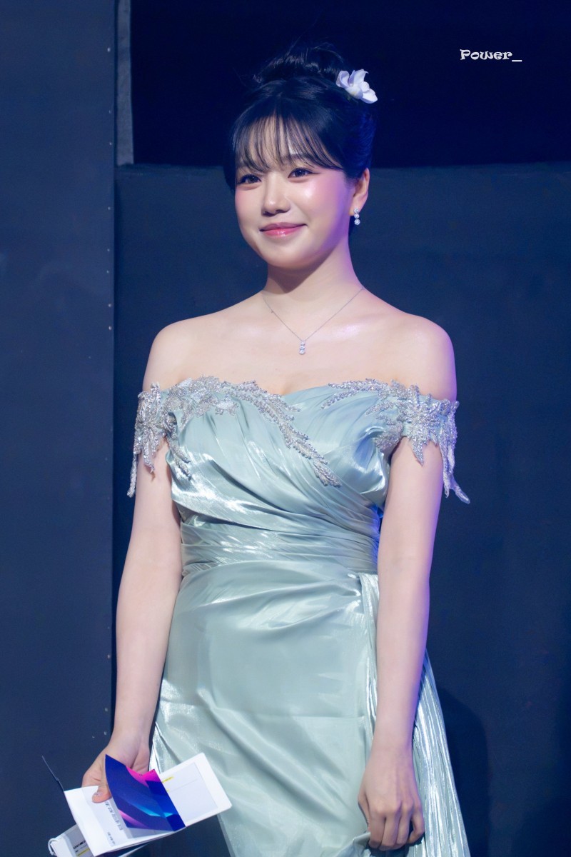 2728292881_yU7qeZWg_0d603333bee2be9439bbb8f865a60d8a67130e19.jpg